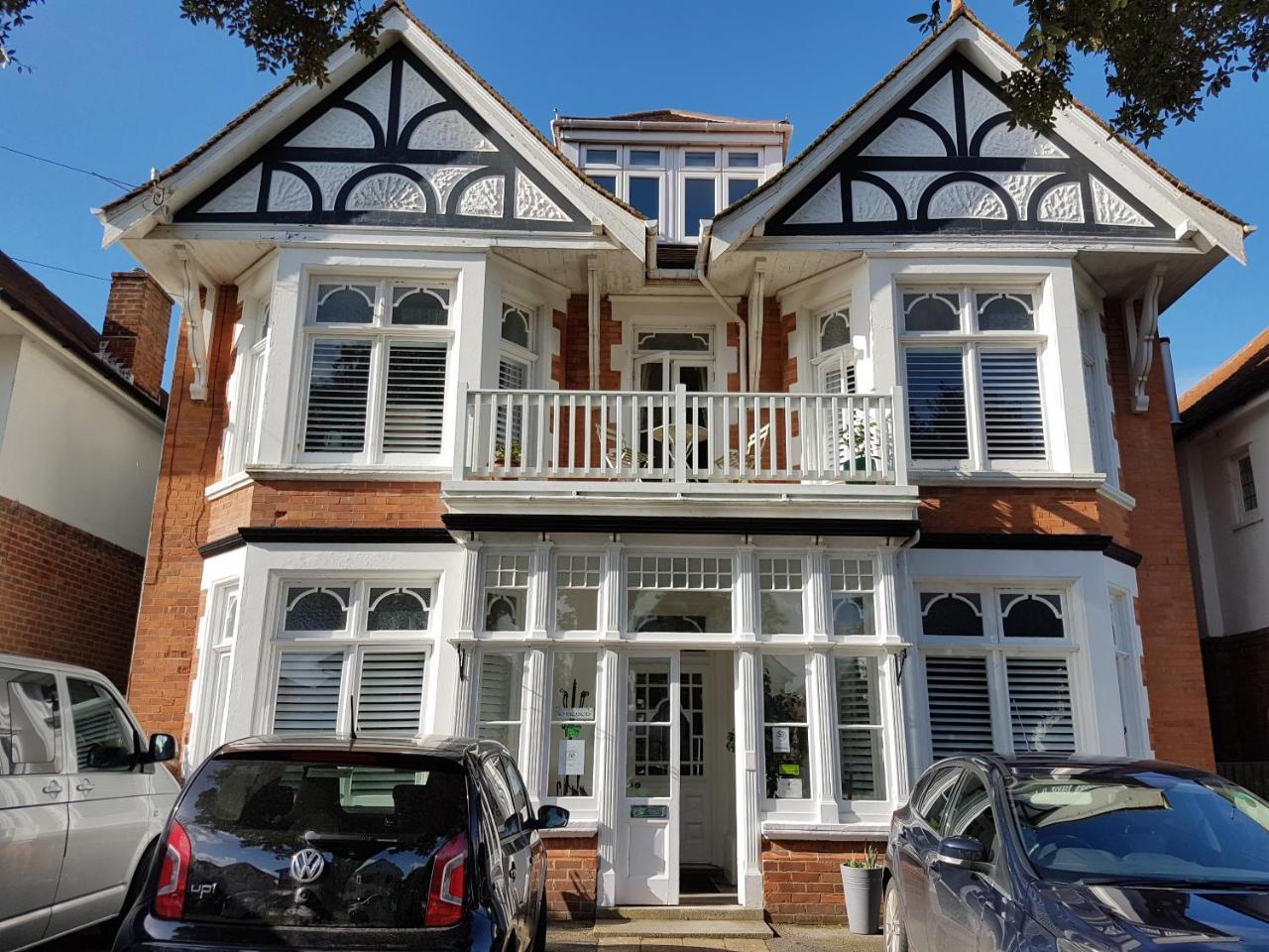 Beach Lodge Bournemouth Exteriör bild